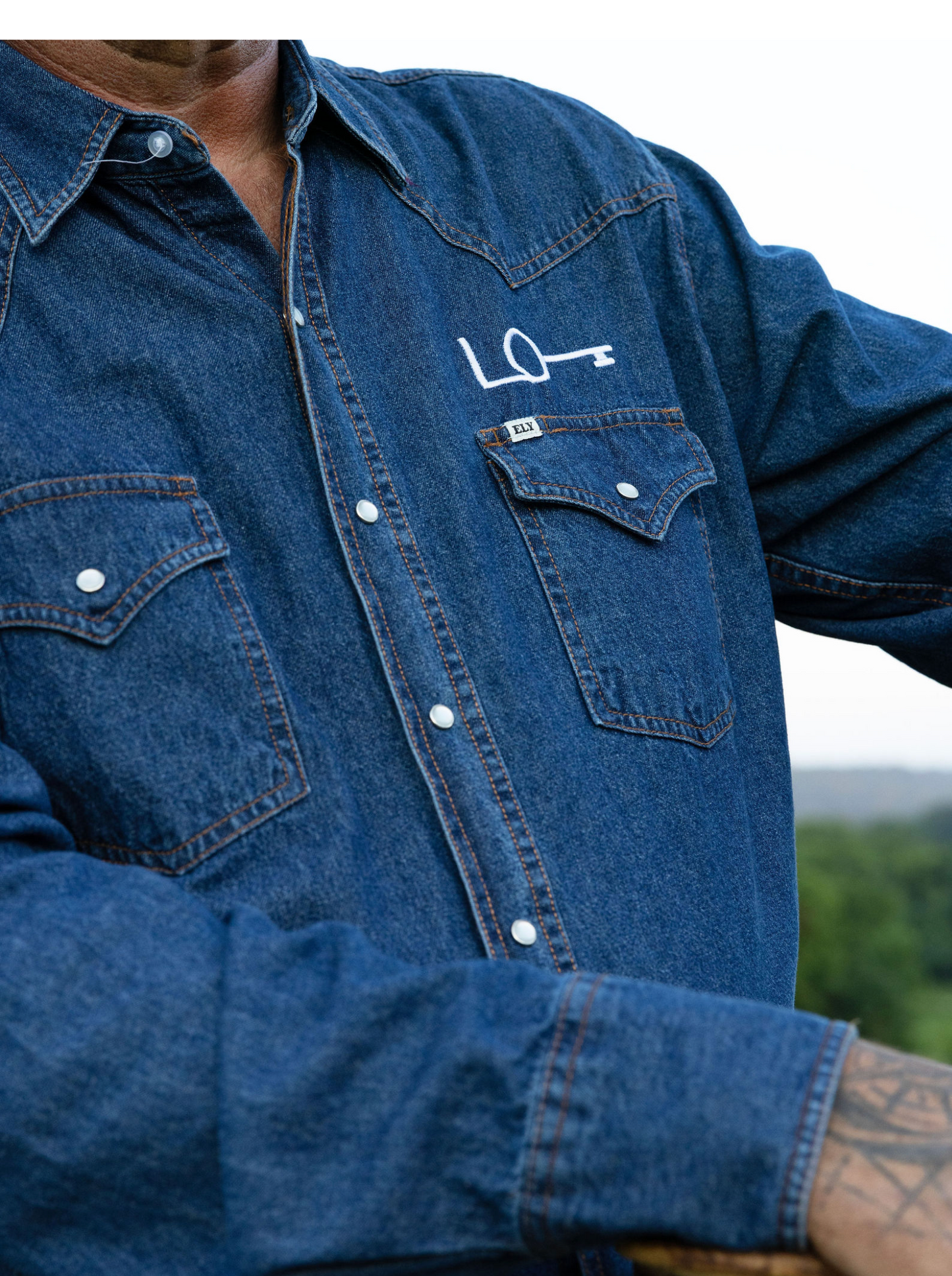 Men’s Denim Ely Cattlemen Pearl Snap with LoKey Logo